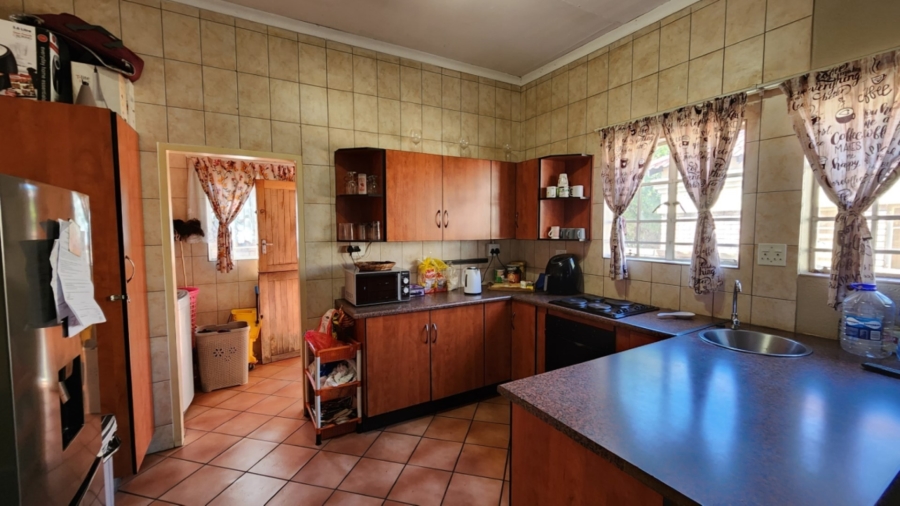 3 Bedroom Property for Sale in Safari Gardens North West